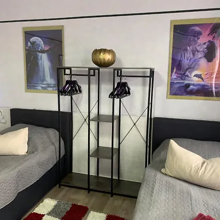 Apartment Gold Suite: Elbe Riverside Retreat With Netflix And E-bike Station