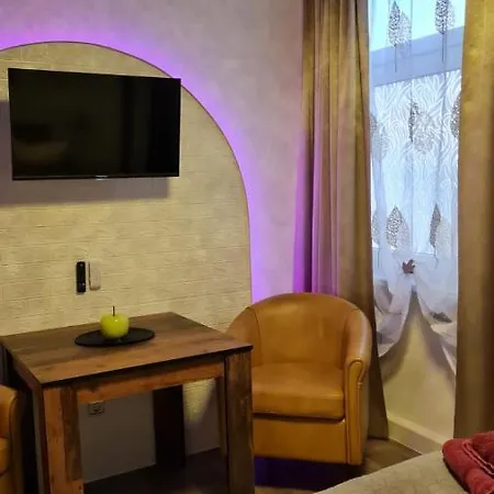 Gold Suite: Elbe Riverside Retreat With Netflix And E-bike Station Wittenberge