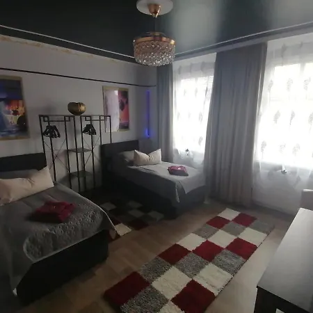 Best-preis -gold Suite- Mit Netflix, Self-check-in, Ebike Ladestation, Fahrradraum, Wlan, Netflix Und Massagesessel - Direkt Am Elberadweg Im Herzen Von * Wittenberge