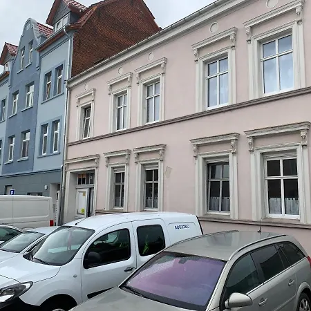 Apartment Best-preis -gold Suite- Mit Netflix, Self-check-in, Ebike Ladestation, Fahrradraum, Wlan, Netflix Und Massagesessel - Direkt Am Elberadweg Im Herzen Von *