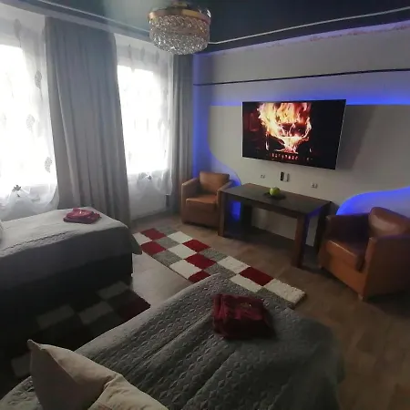 Gold Suite: Elbe Riverside Retreat With Netflix And E-bike Station Wittenberge