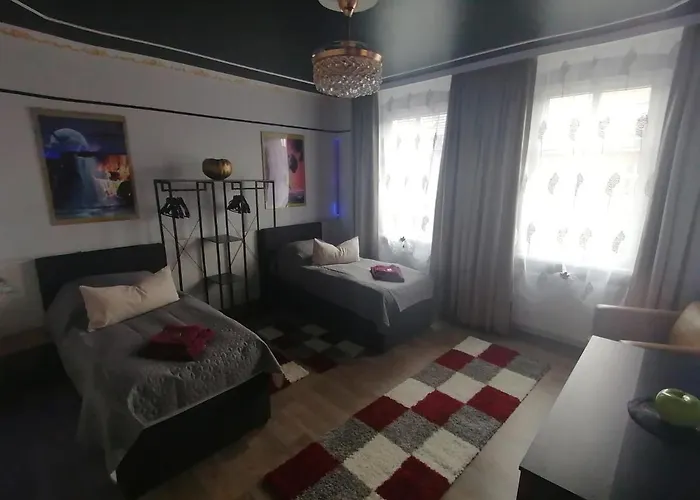 Best-preis -gold Suite- Mit Netflix, Self-check-in, Ebike Ladestation, Fahrradraum, Wlan, Netflix Und Massagesessel - Direkt Am Elberadweg Im Herzen Von * فيتينبيرغ