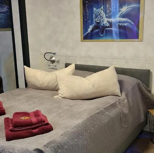 Best-preis -gold Suite- Mit Netflix, Self-check-in, Ebike Ladestation, Fahrradraum, Wlan, Netflix Und Massagesessel - Direkt Am Elberadweg Im Herzen Von شقة *