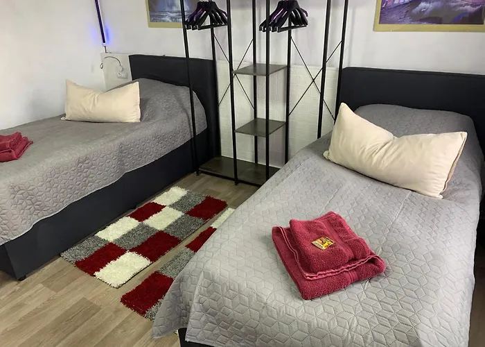 Best-preis -gold Suite- Mit Netflix, Self-check-in, Ebike Ladestation, Fahrradraum, Wlan, Netflix Und Massagesessel - Direkt Am Elberadweg Im Herzen Von فيتينبيرغ